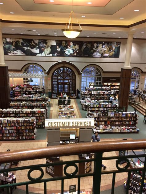 Clearwater, FL. . Barnes and noble near me